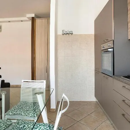 Apartament Casti - Mm3 Comasina