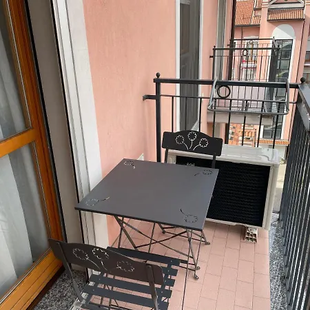 Casti - Mm3 Comasina Apartmán